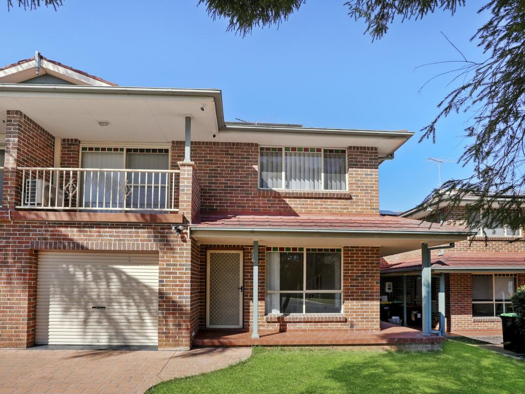 2/21-25 Kurrajong Rd, Casula, NSW 2170