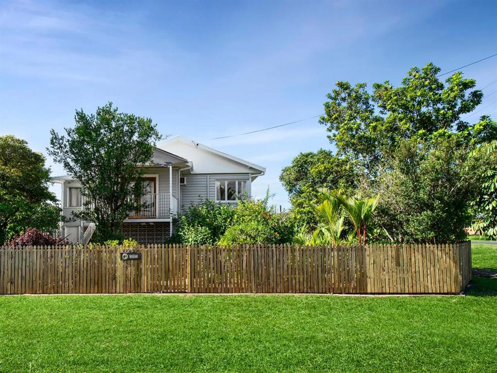 26 Jones St, Westcourt, QLD 4870