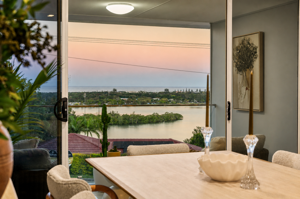 69 Terranora Rd, Banora Point, NSW 2486