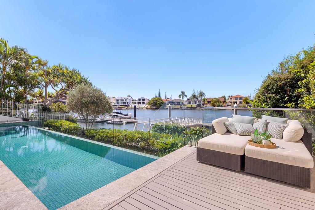 Residence 5,/17 Marseille Ct, Bundall, QLD 4217