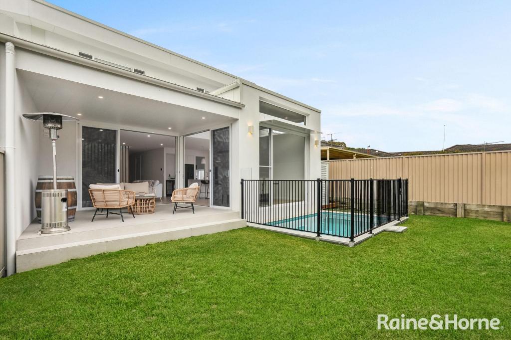 17B KIRK CRES, KIRRAWEE, NSW 2232