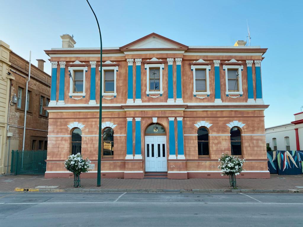 110 Main St, Peterborough, SA 5422