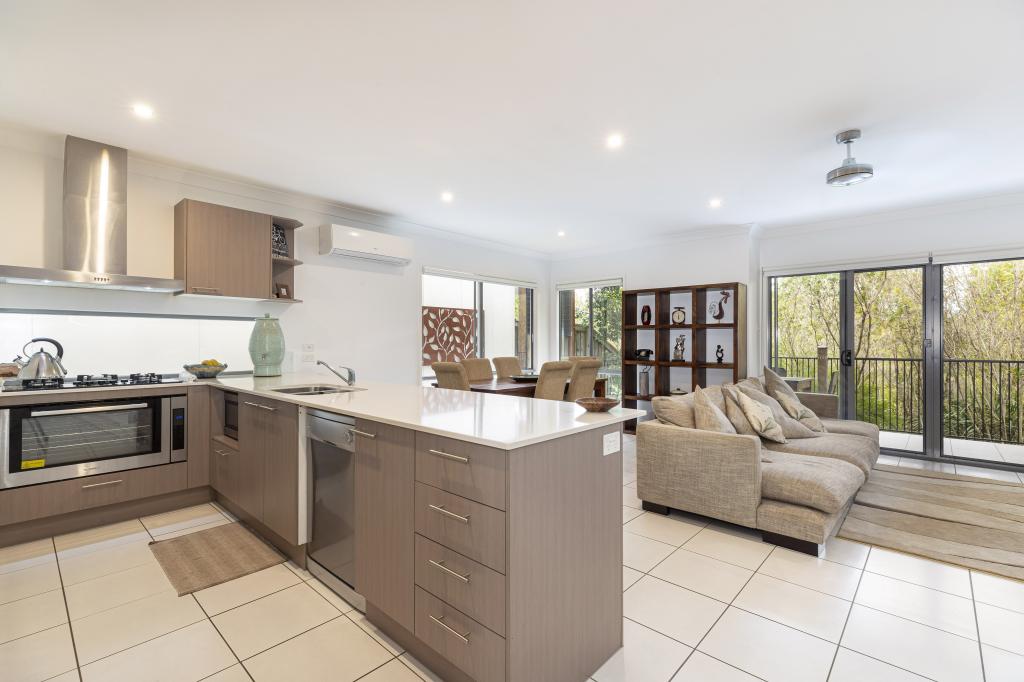 18 Viridian Cct, Birtinya, QLD 4575
