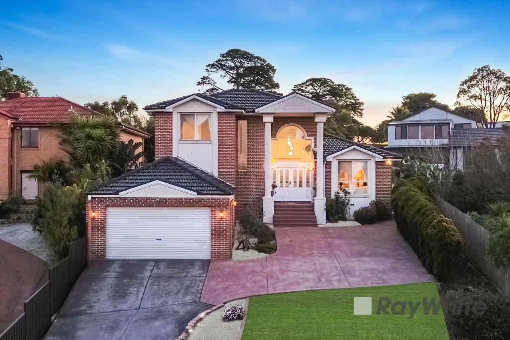 9 Landsborough Cl, Endeavour Hills, VIC 3802