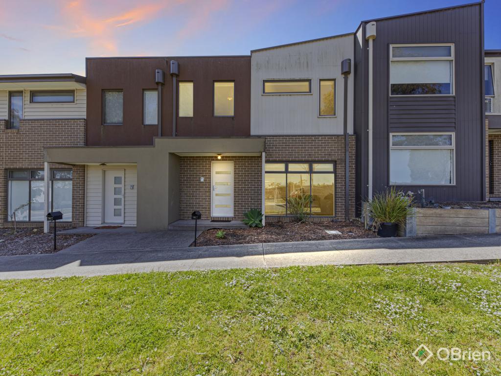 13 Atlantic Dr, Pakenham, VIC 3810