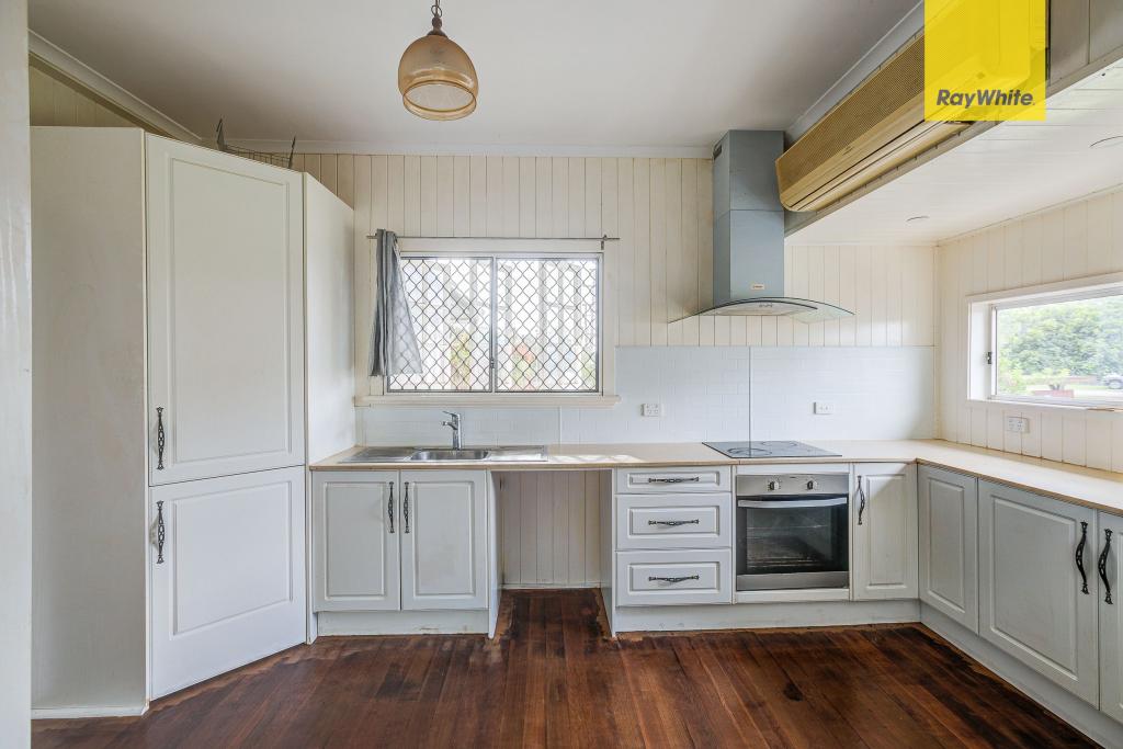 3 Barker St, Ipswich, QLD 4305
