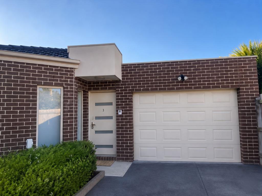 3/53 LOCHER AVE, RESERVOIR, VIC 3073
