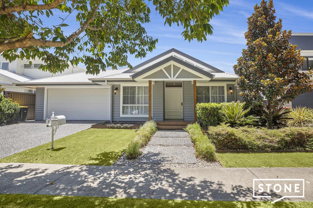 9 Iris Cl, Sapphire Beach, NSW 2450