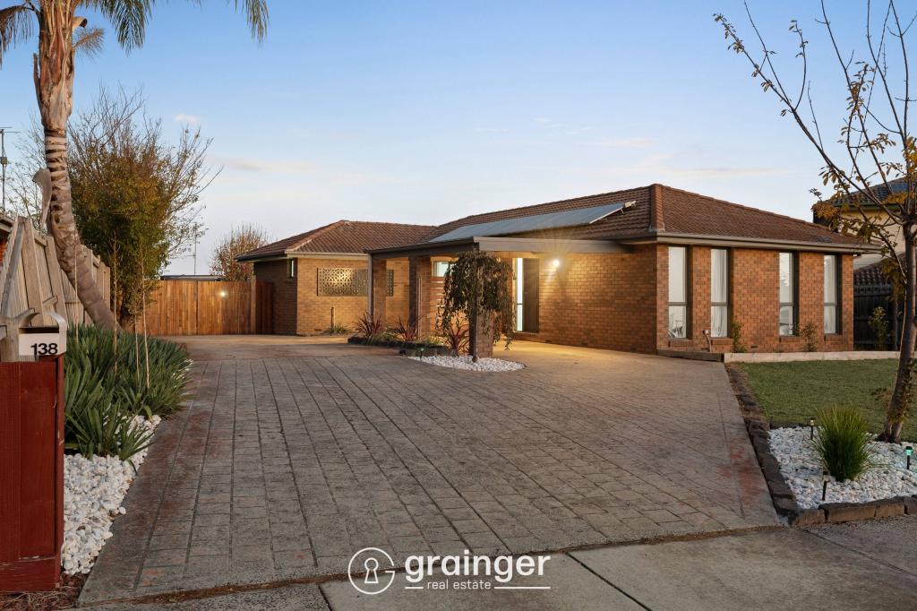 138 Racecourse Rd N, Pakenham, VIC 3810