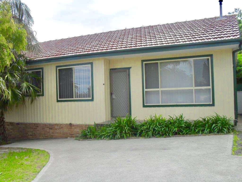 1/112 Blackman Pde, Unanderra, NSW 2526