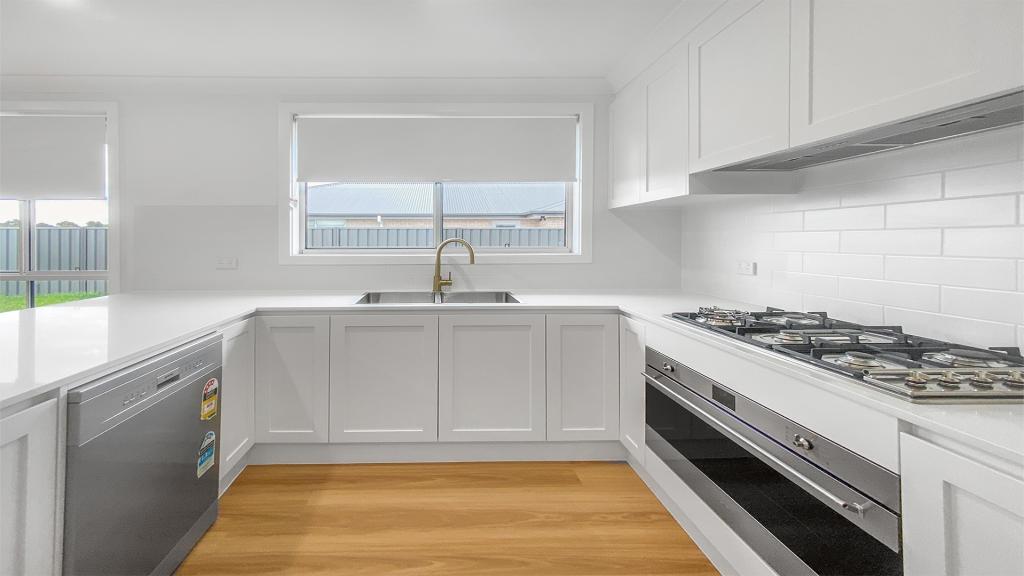 1 Orchard Ct, Caerleon, NSW 2850