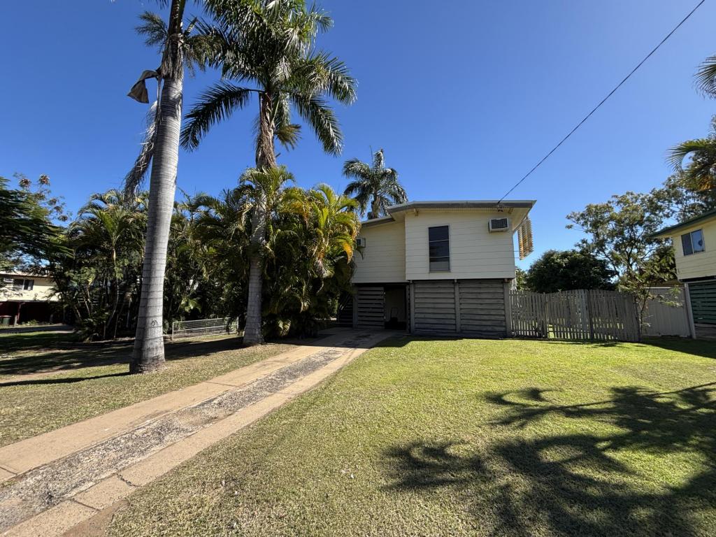 22 Winterer Cres, Dysart, QLD 4745