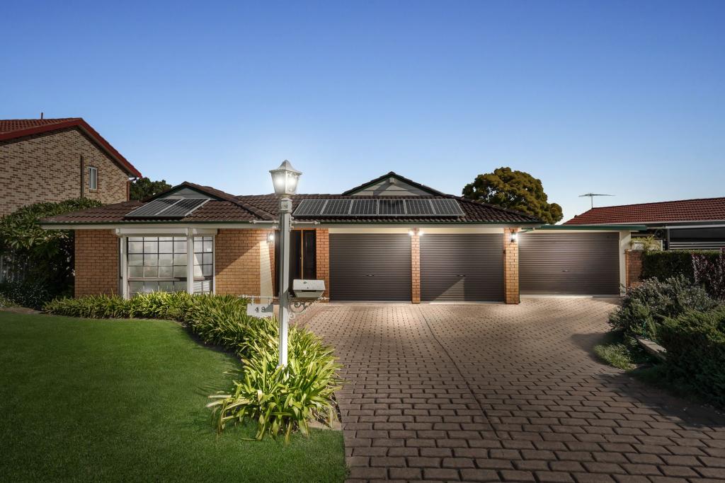 49 Pine Creek Cct, St Clair, NSW 2759