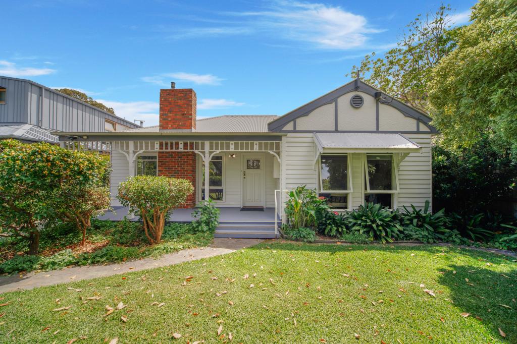 24 Charming St, Hampton East, VIC 3188