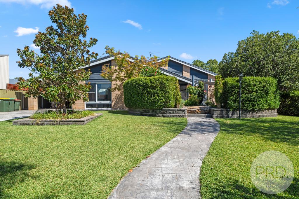 16 Dalkeith Ave, Lake Albert, NSW 2650