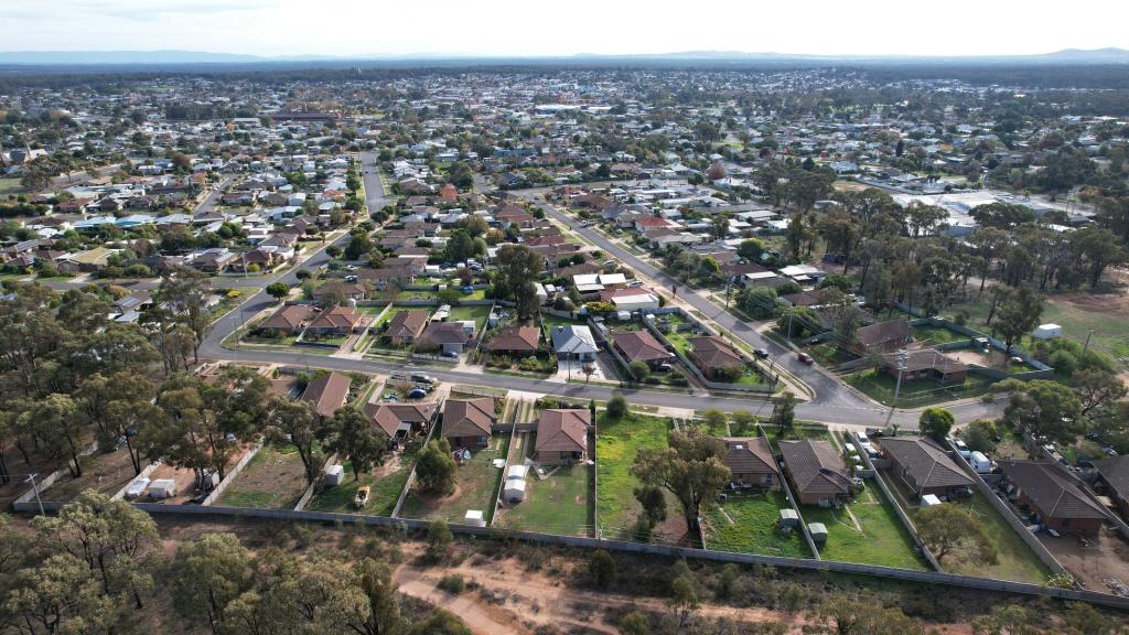 14 Margaret Ave, Maryborough, VIC 3465