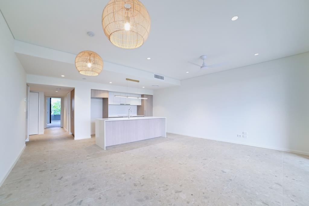 2 Sunbird Ch, Parrearra, QLD 4575