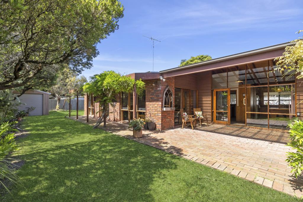 37 Hollywood Bvd, Point Lonsdale, VIC 3225