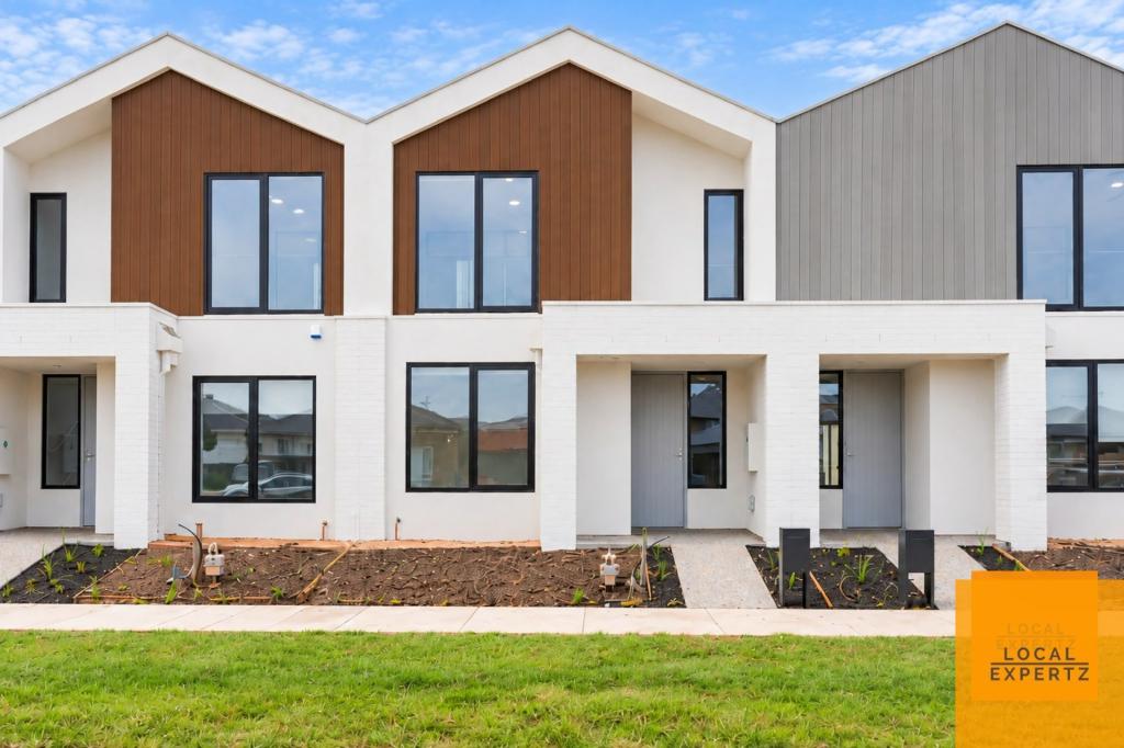 25 SIRIANNI BVD, FRASER RISE, VIC 3336
