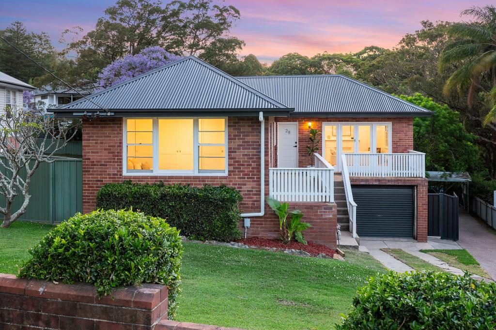 28 MONTROSE AVE, ADAMSTOWN HEIGHTS, NSW 2289