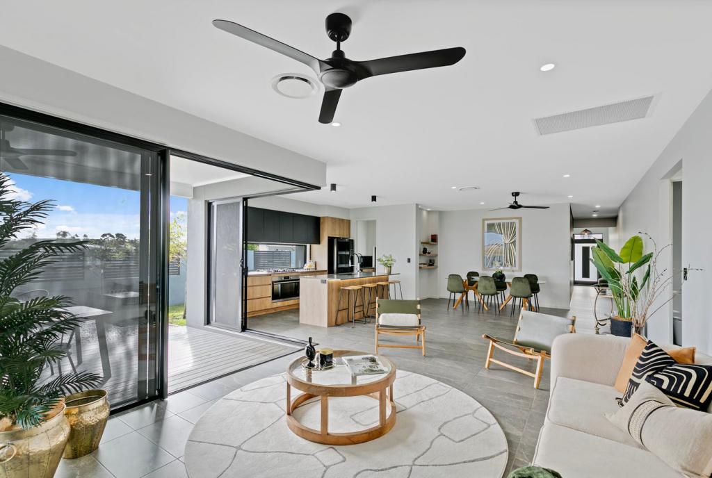 15 Kianga St, Pelican Waters, QLD 4551