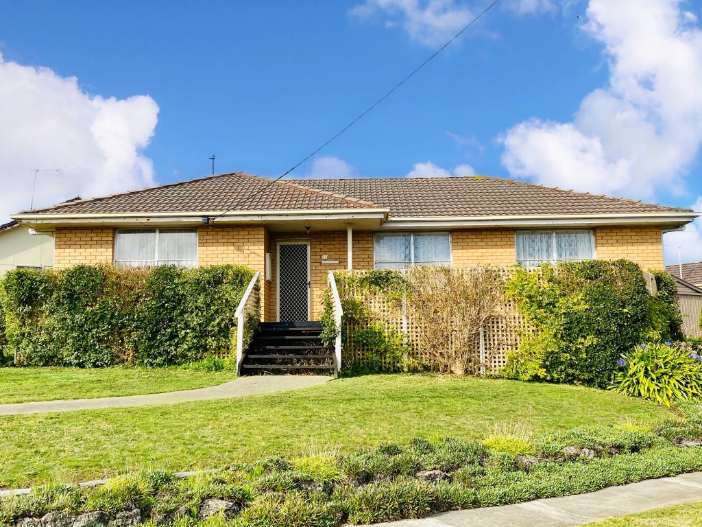 31 FRANCIS ST, PORTLAND, VIC 3305