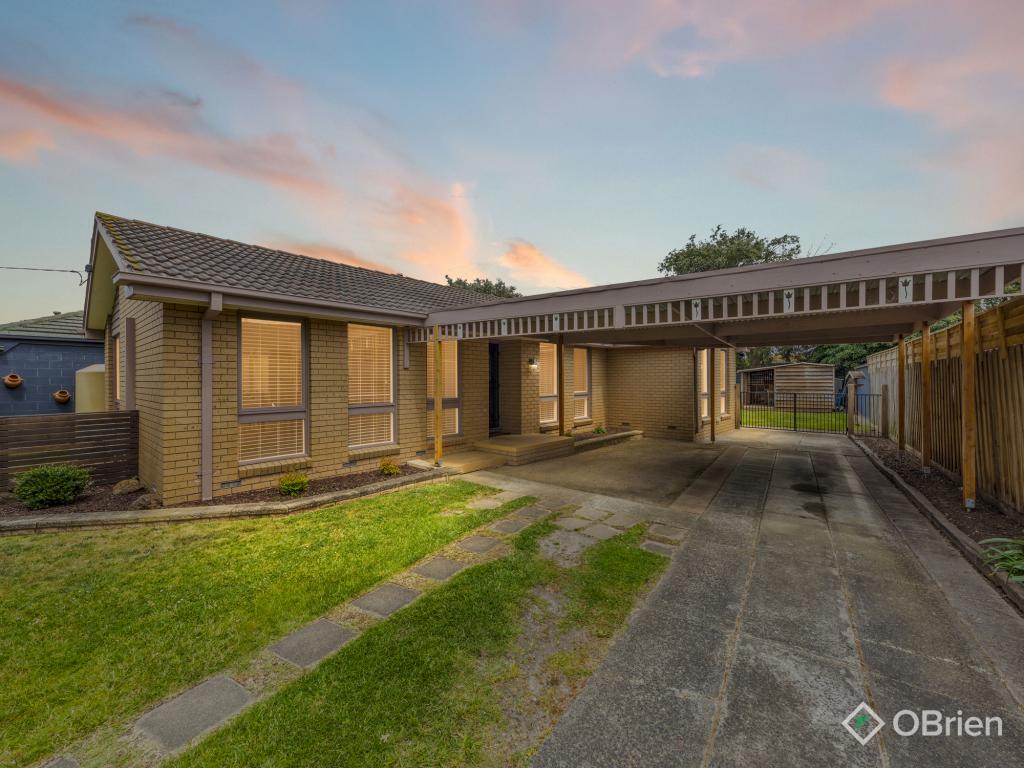 53 Fairbairn Rd, Cranbourne, VIC 3977