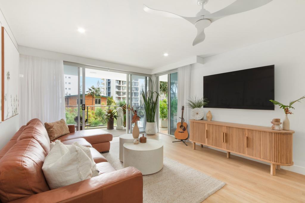 201/215 BOUNDARY ST, RAINBOW BAY, QLD 4225