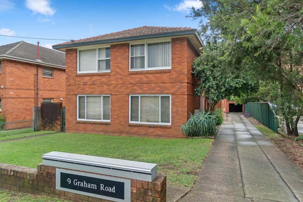 3/9 GRAHAM RD, NARWEE, NSW 2209