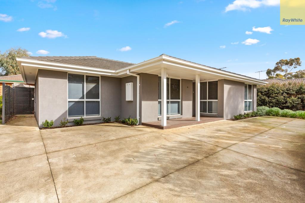 1/8 Pike Pl, Bacchus Marsh, VIC 3340