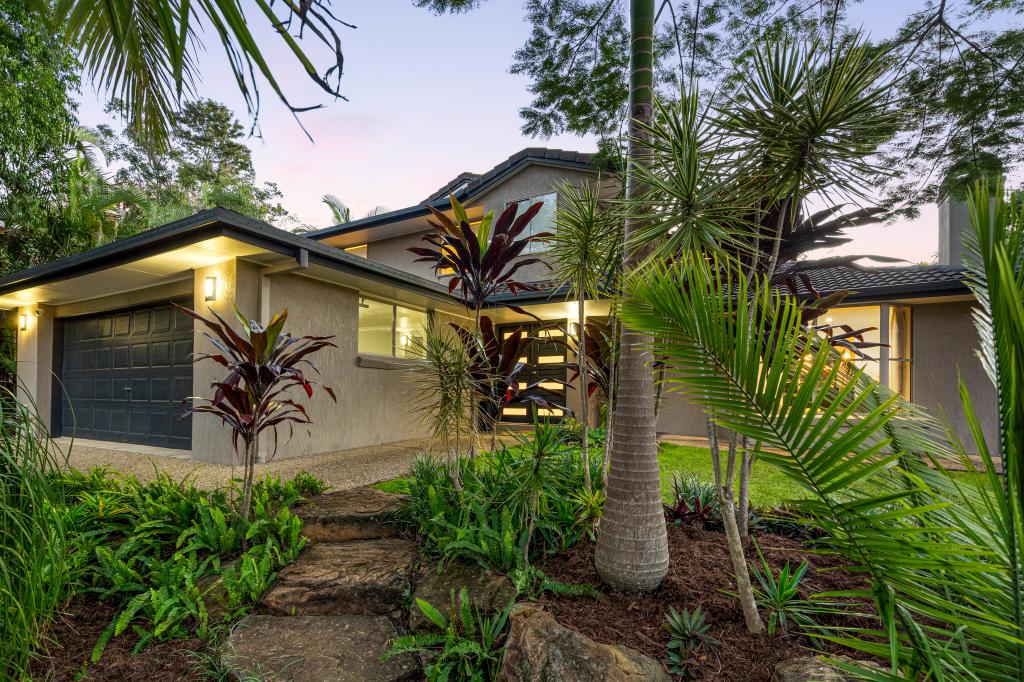 7 Whiteley Cl, Brookfield, QLD 4069