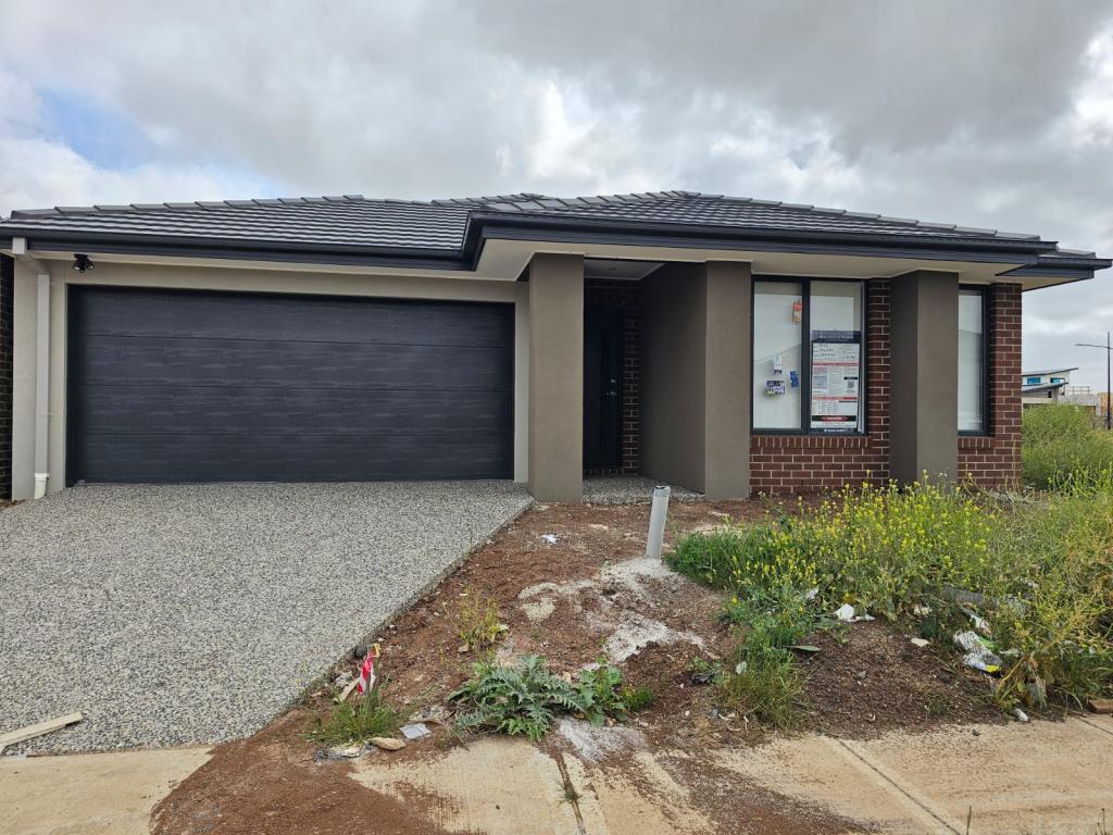 9 Palermo Rd, Deanside, VIC 3336