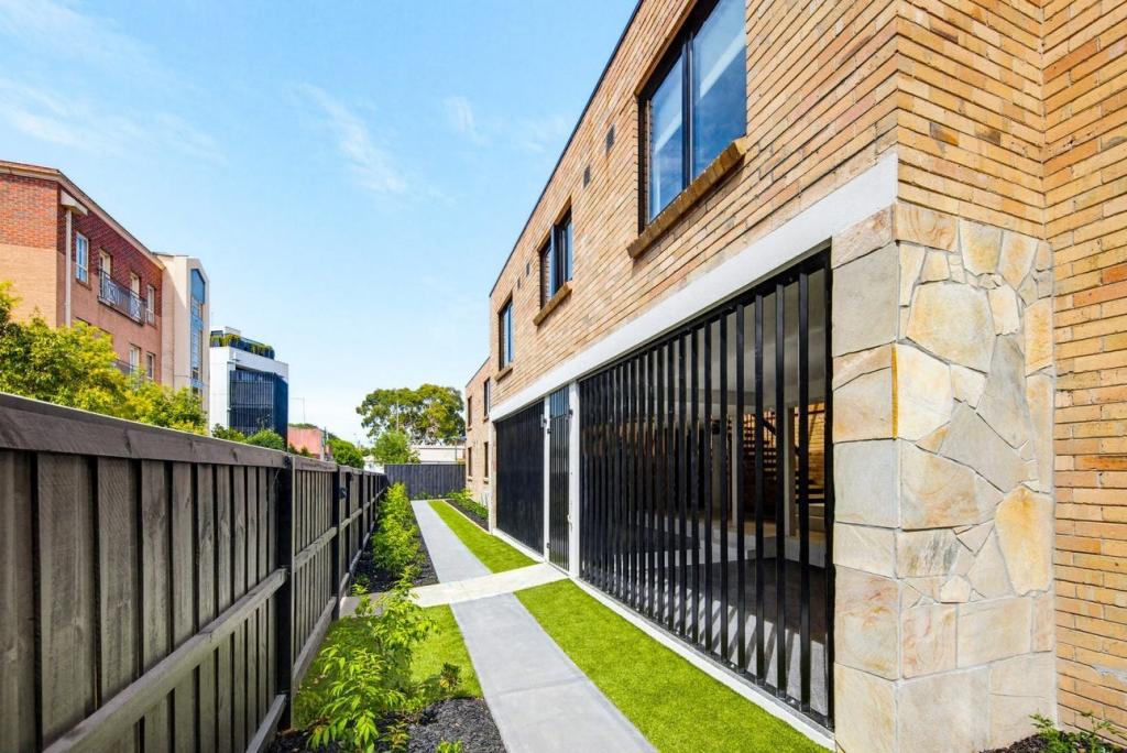 9/20 Pine St, Hawthorn, VIC 3122