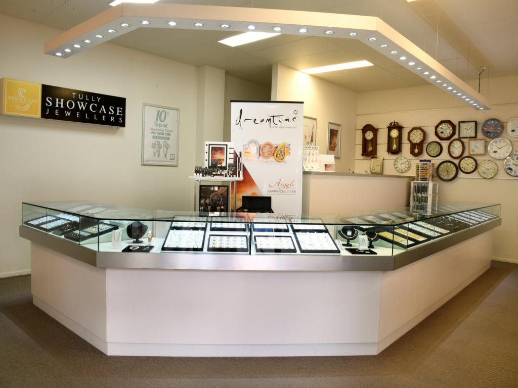 Shop Tully Jewellers/1/28 Butler St, Tully, QLD 4854
