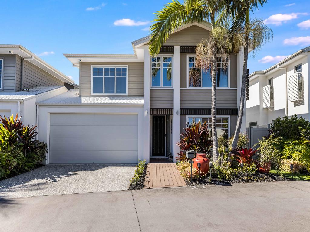 Villa 33/96 Village Way, Little Mountain, QLD 4551