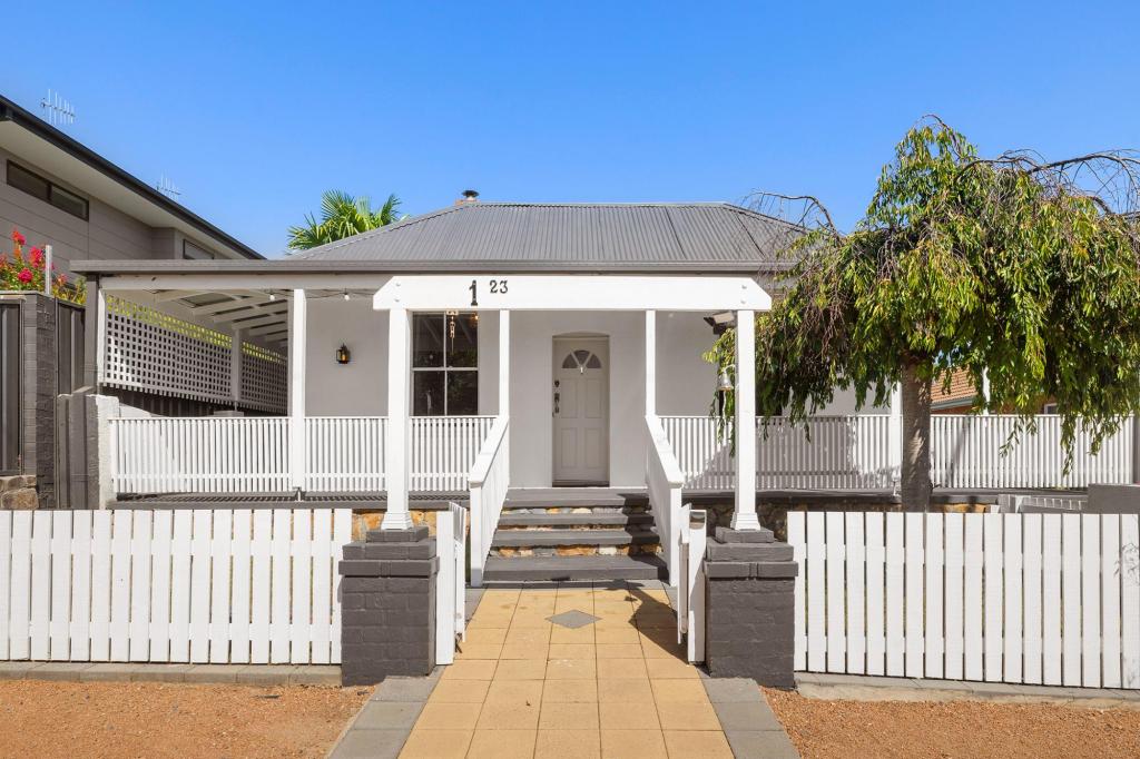 1/23 Mckeahnie St, Crestwood, NSW 2620