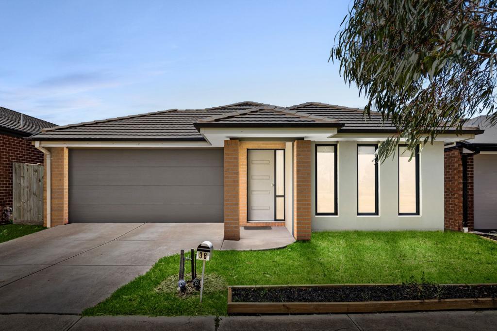 38 JINDALEE WAY, WERRIBEE, VIC 3030