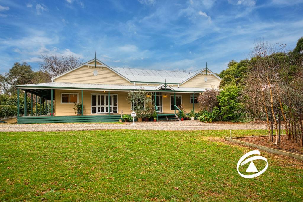 152 Warren Rd, Nar Nar Goon North, VIC 3812