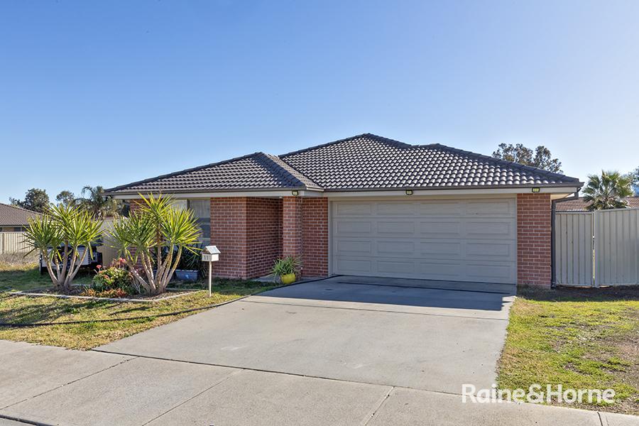 11 Goodwin St, West Tamworth, NSW 2340