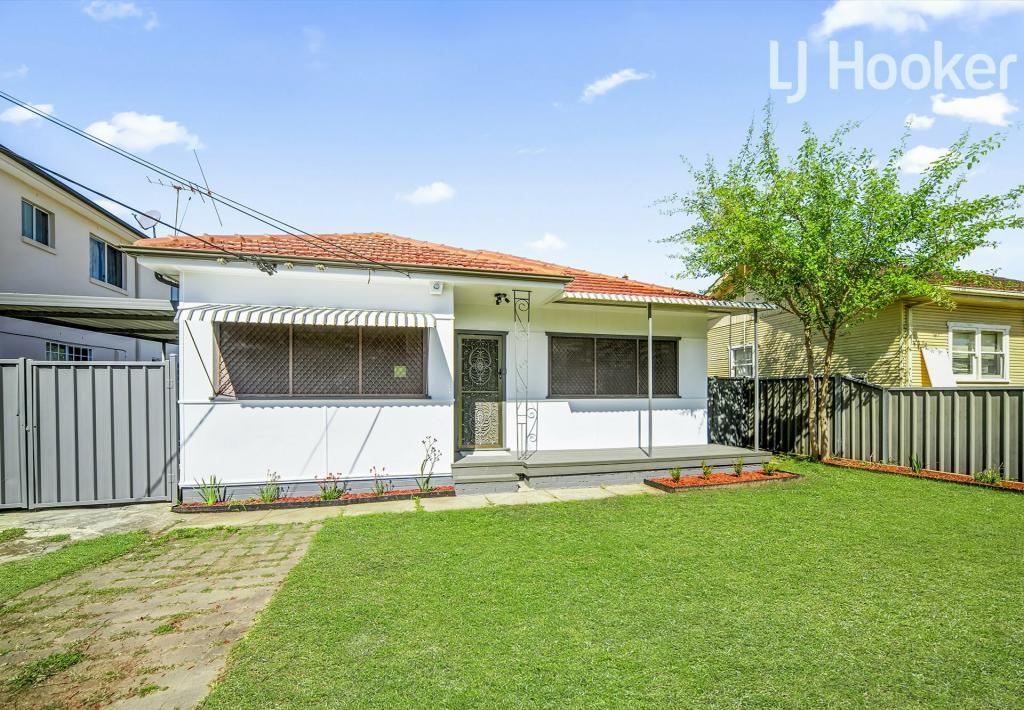 54 WYONG ST, CANLEY HEIGHTS, NSW 2166