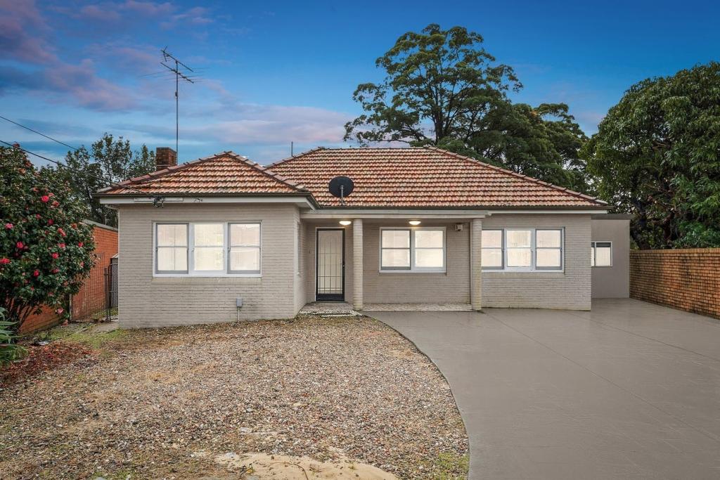 12 Turon Ave, Kingsgrove, NSW 2208