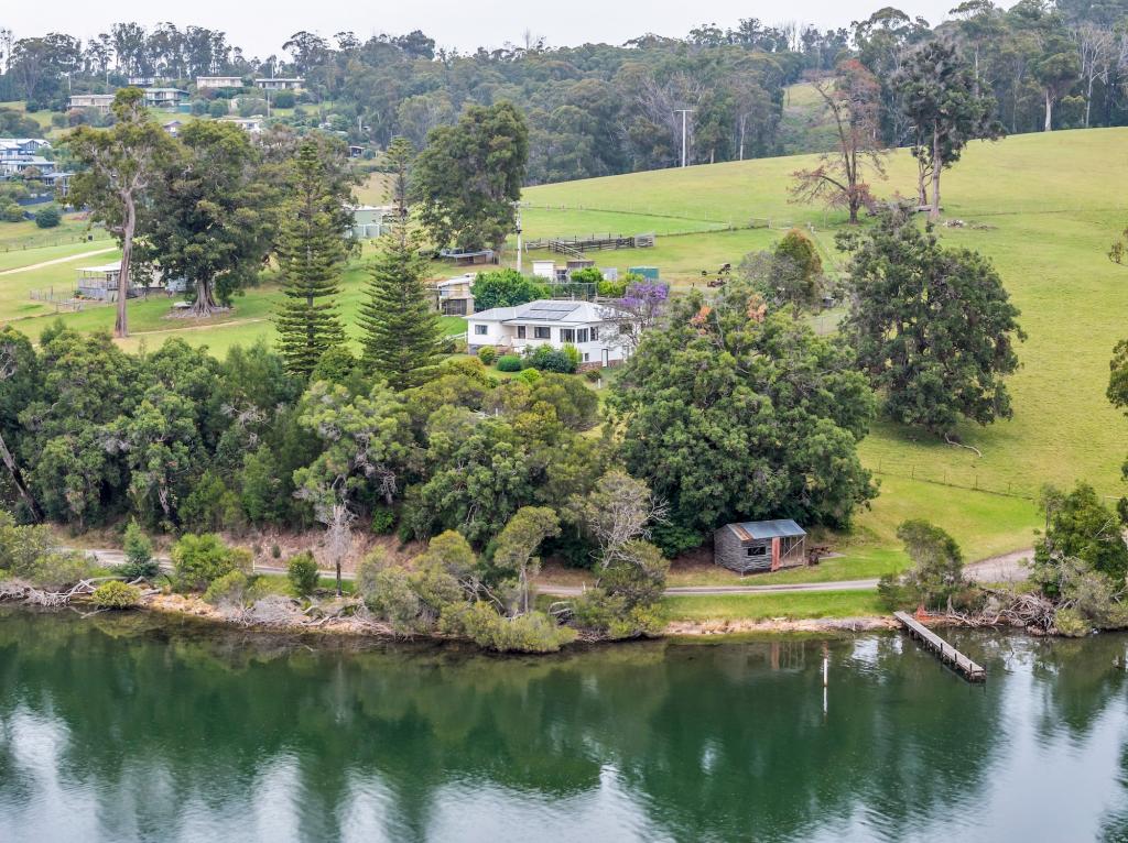 329 Lakeside Dr, Mallacoota, VIC 3892