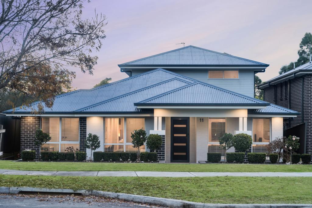 11 Ascot Dr, Currans Hill, NSW 2567