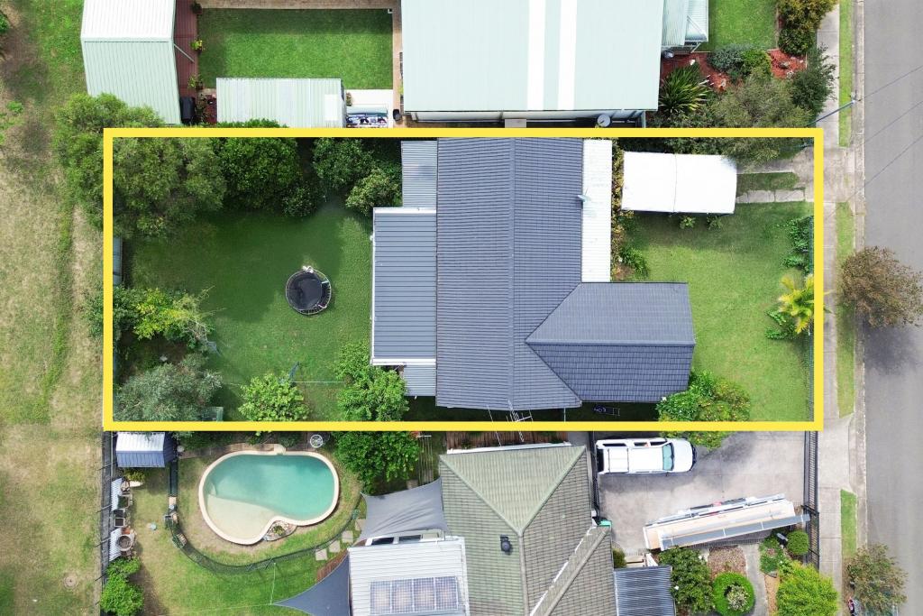 8 Ruth St, Canley Heights, NSW 2166
