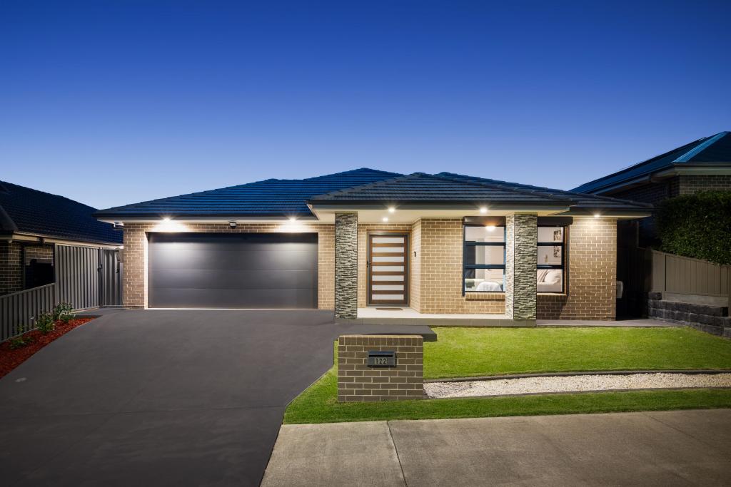 122 Donovan Bvd, Gregory Hills, NSW 2557