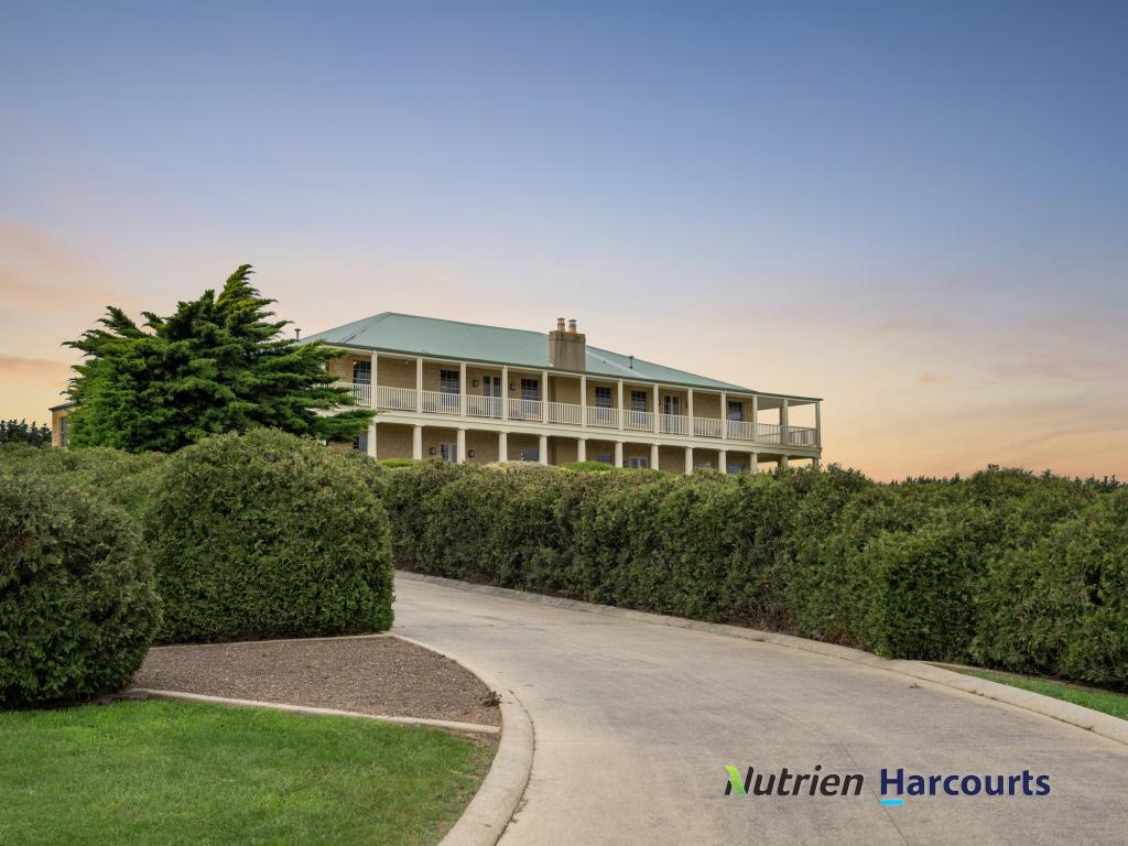 48 Myrniong-Korobeit Rd, Myrniong, VIC 3341