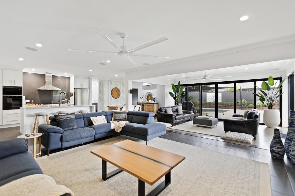 13 Lennox St, Edmonton, QLD 4869