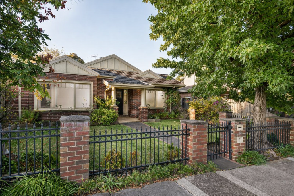 1/39 Leopold St, Burwood, VIC 3125