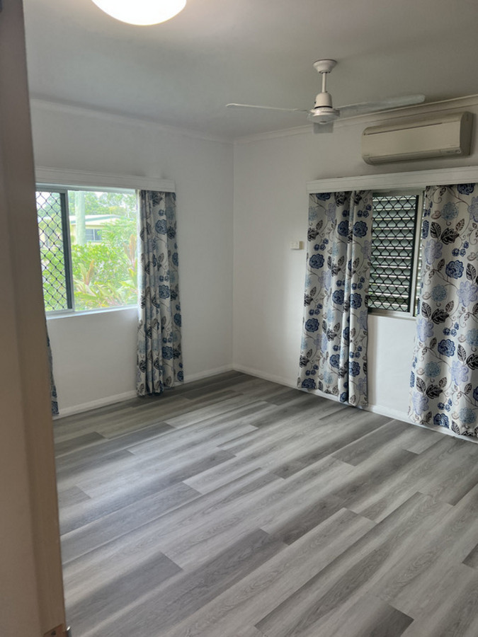 24 Vaughan St, Mareeba, QLD 4880