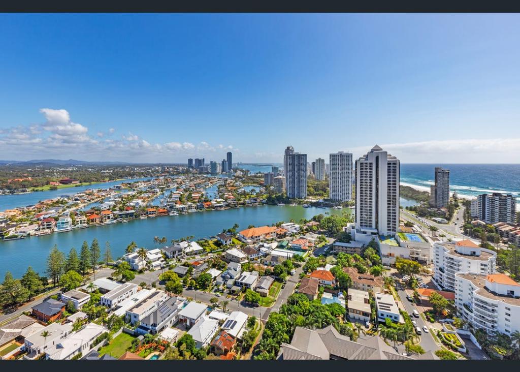 2502/9 Norfolk Ave, Surfers Paradise, QLD 4217